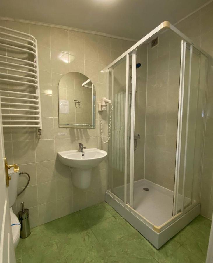 Lemon Hotell Drogobych Eksteriør bilde